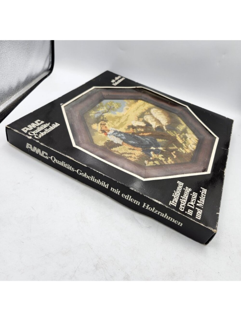 AMC German Needlepoint Kit Shepherdess Sheep Scene 8391886 Octagonal Gobelin - Picture 9 of 10